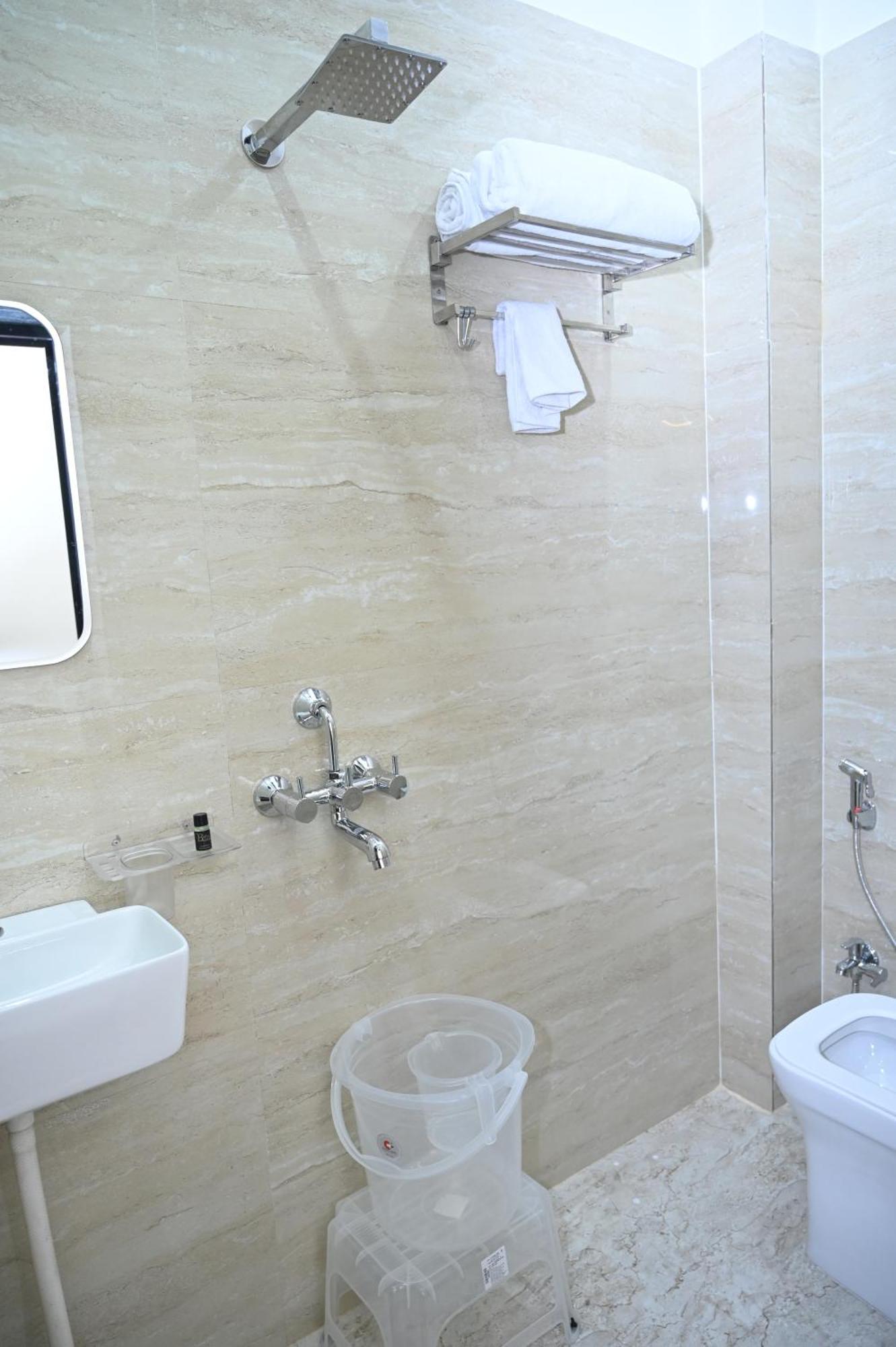 Sun High Stay Luxury Guest House Varanasi Exterior photo